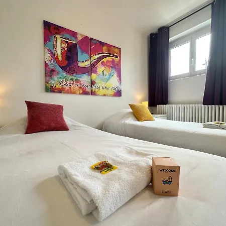 M Lorry Pop Art 3 Avec Balcons Proche