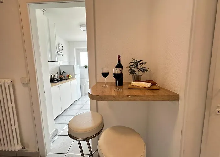 M Lorry Pop Art 3 Avec Balcons Proche