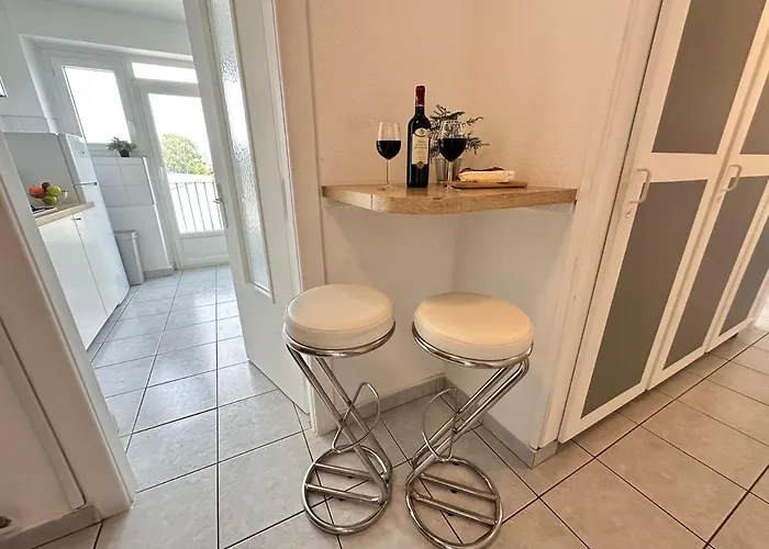 M Lorry Pop Art 3 Avec Balcons Proche 梅斯